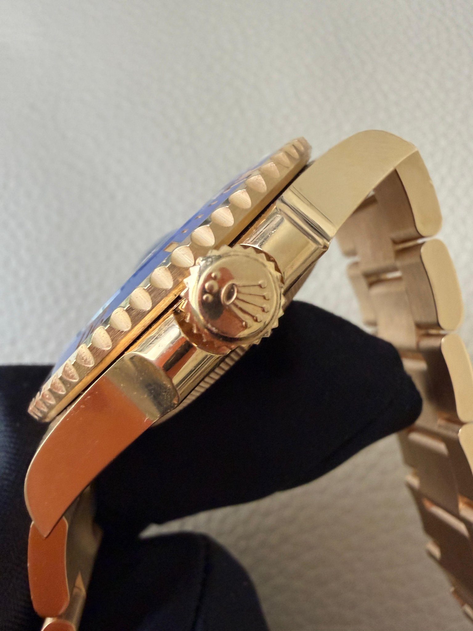 Rolex Submariner Date 4