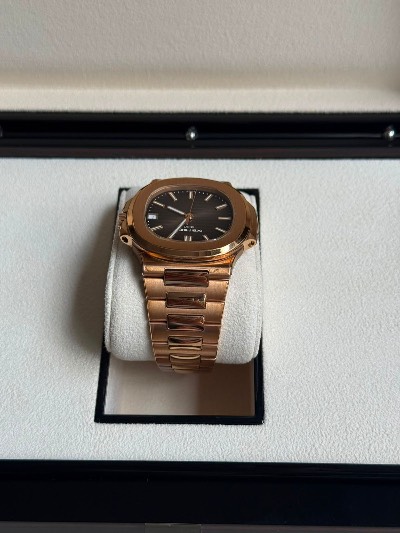 Patek Philippe Nautilus thumbnail 2