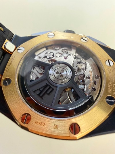 Audemars Piguet Royal Oak Chronograph thumbnail 6