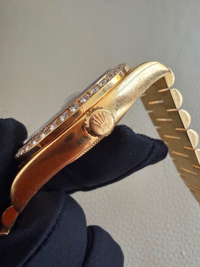 Rolex Day-Date II thumbnail 4
