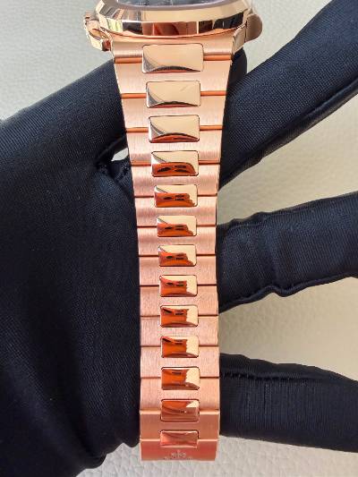 Patek Philippe Nautilus thumbnail 7