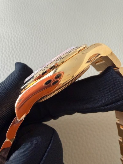 Rolex Cosmograph Daytona thumbnail 6