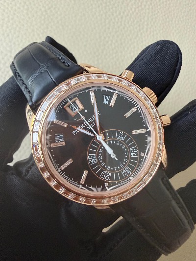 Patek Philippe Annual Calendar Chronograph thumbnail 2