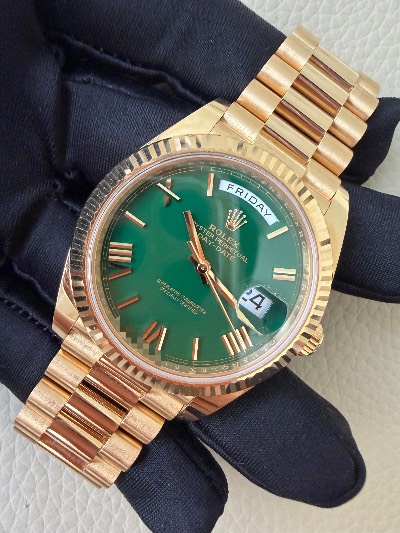 Rolex Cosmograph Daytona thumbnail 3