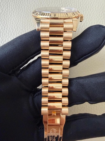 Rolex Cosmograph Daytona thumbnail 7