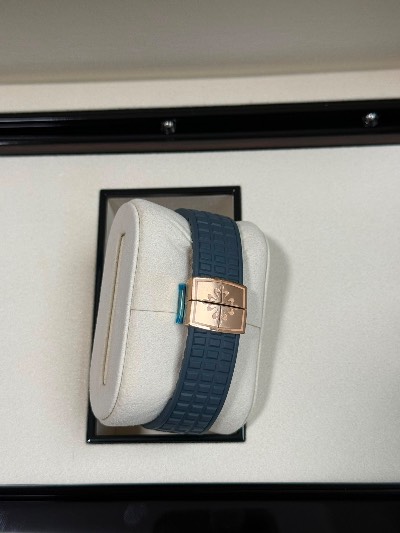 Patek Philippe Aquanaut thumbnail 5