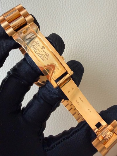 Rolex Day-Date 40 thumbnail 9
