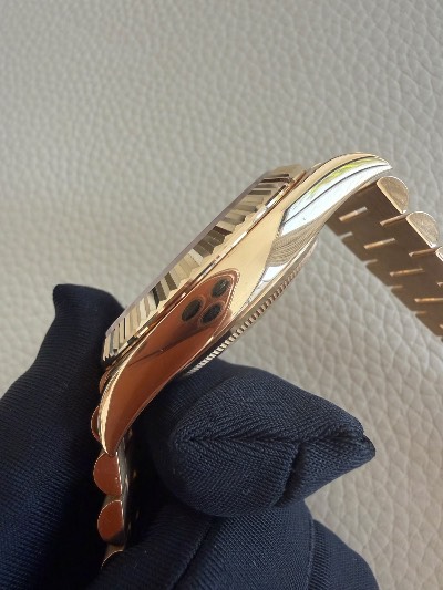 Rolex Day-Date 40 thumbnail 6
