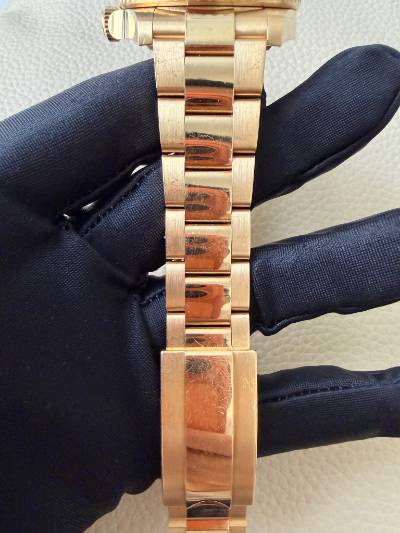 Rolex Submariner Date thumbnail 8