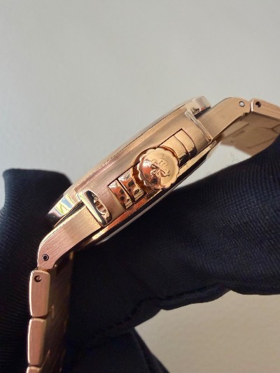 Patek Philippe Nautilus thumbnail 5