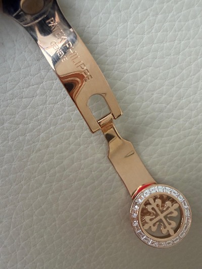 Patek Philippe Annual Calendar Chronograph thumbnail 6