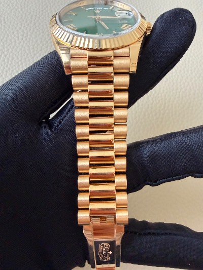 Rolex Day-Date 40 thumbnail 5