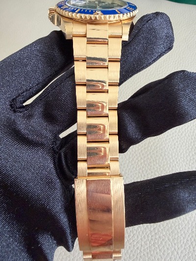 Rolex Submariner Date thumbnail 7