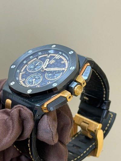 Audemars Piguet Royal Oak Chronograph thumbnail 2