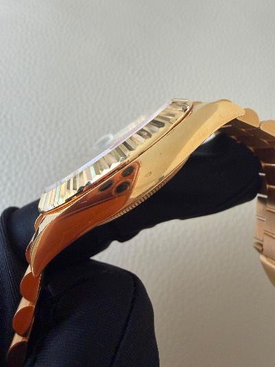 Rolex Day-Date 40 thumbnail 6