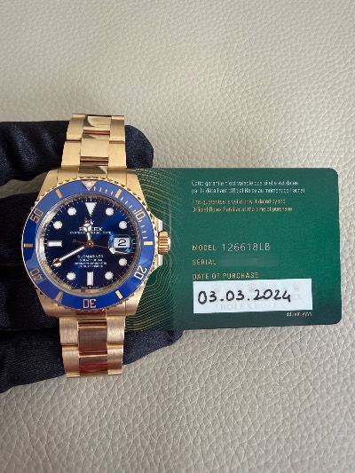 Rolex Submariner Date thumbnail 11