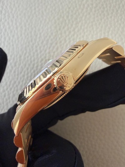 Rolex Cosmograph Daytona thumbnail 4