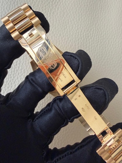 Rolex Cosmograph Daytona thumbnail 7