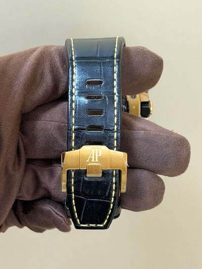 Audemars Piguet Royal Oak Chronograph thumbnail 4