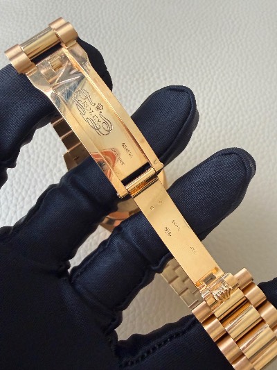 Rolex Day-Date 40 thumbnail 9