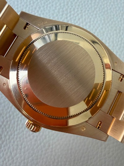 Rolex Day-Date 40 thumbnail 4