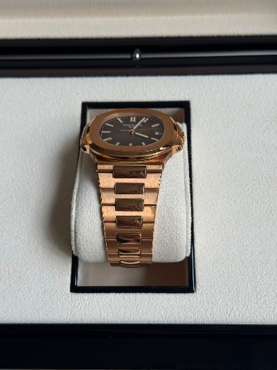Patek Philippe Nautilus thumbnail 3