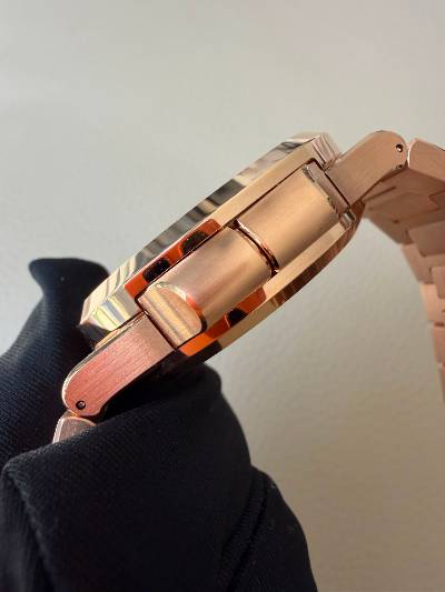 Patek Philippe Nautilus thumbnail 4