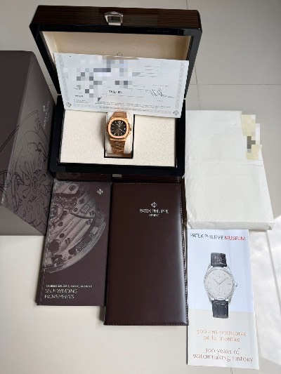Patek Philippe Nautilus thumbnail 5
