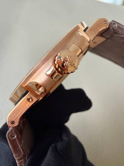 Patek Philippe Nautilus thumbnail 4
