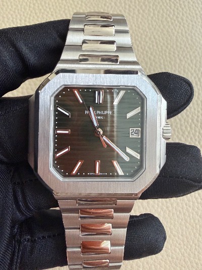 Patek Philippe Cubitus thumbnail 1
